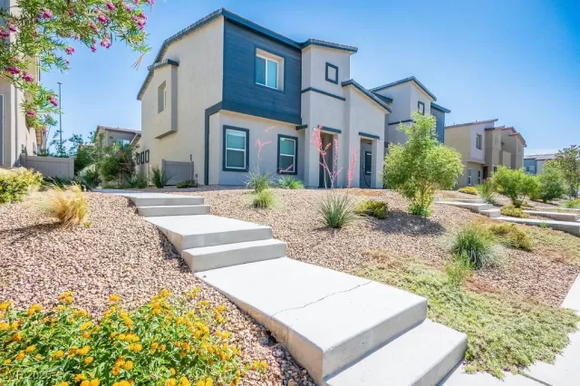 MLS: 2686769 Condo For Sale