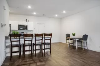 Photo #2: 2686769 Listing