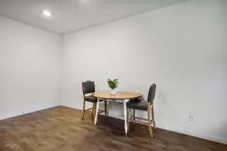 Photo #4: 2686769 Listing