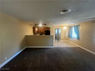 Photo #2: 2686781 Listing 