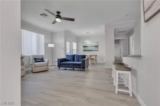 Photo #2: 2686859 Listing 