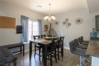 Photo #6: 2686861 Listing