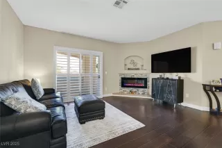 Photo #4: 2686862 Listing