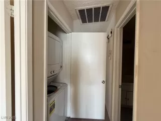 Photo #3: 2686864 Listing 