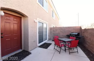 Photo #2: 2686884 Listing 