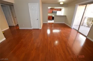 Photo #3: 2686898 Listing 