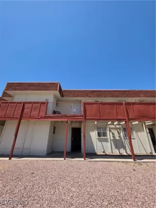 Photo #1: 2686940 Listing