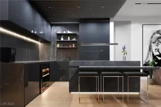 Photo #4: 2686944 Listing 