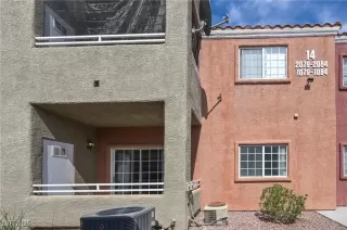 Photo #2: 2686996 Listing 