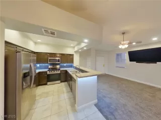 Photo #2: 2686999 Listing 