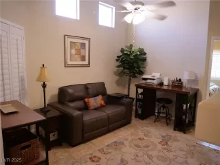 Photo #6: 2687001 Listing