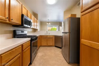 Photo #5: 2687012 Listing 