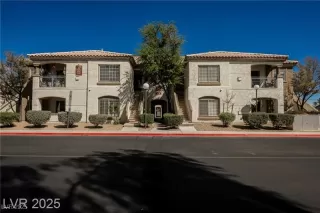 Photo #1: 2687023 Listing 