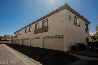 Photo #2: 2687023 Listing 