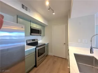 Photo #5: 2687084 Listing 