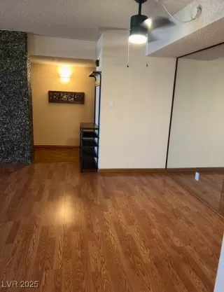 Photo #5: 2687088 Listing 