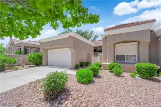 Photo #3: 2687093 Listing