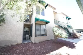 Photo #1: 2687102 Listing