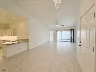 Photo #6: 2687112 Listing 