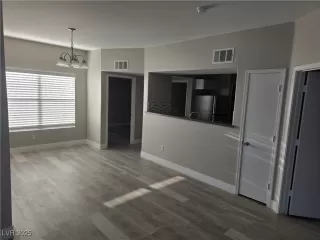 Photo #3: 2687118 Listing 