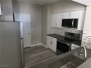 Photo #6: 2687118 Listing 