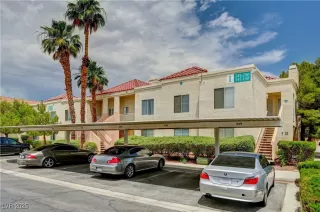 Photo #1: 2687122 Listing 