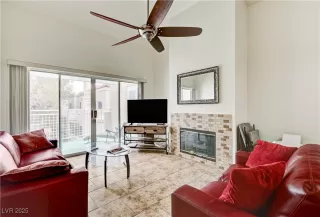 Photo #3: 2687122 Listing 