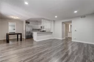 Photo #2: 2687124 Listing 