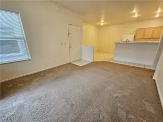 Photo #3: 2687126 Listing 