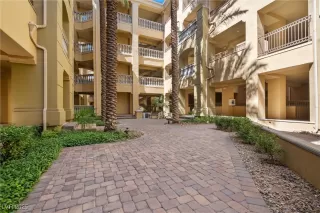 Photo #2: 2687166 Listing 