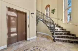 Photo #3: 2687166 Listing 