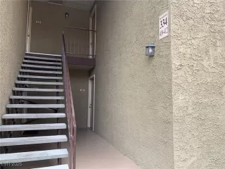 Photo #1: 2687167 Listing 