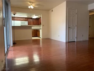 Photo #4: 2687167 Listing 