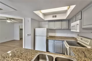 Photo #3: 2687177 Listing 