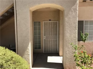 Photo #1: 2687203 Listing 