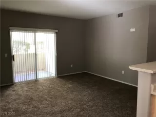 Photo #4: 2687203 Listing 