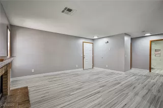 Photo #3: 2687206 Listing 