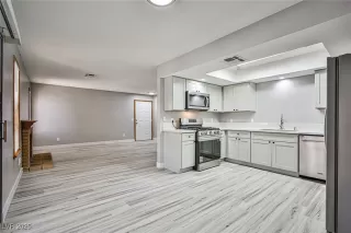 Photo #5: 2687206 Listing 