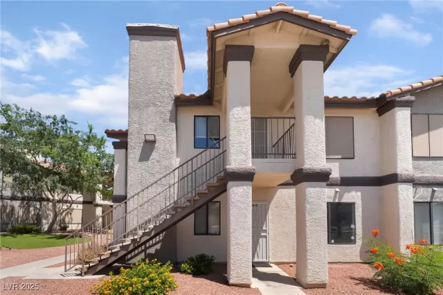 MLS: 2687214 Condo For Sale