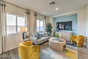 Photo #4: 2687217 Listing