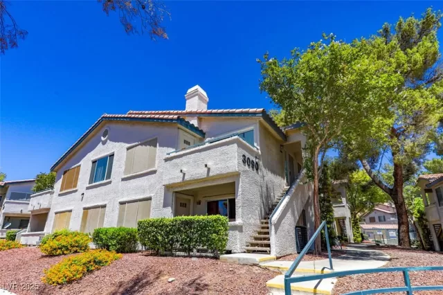 MLS: 2687219 Condo For Sale