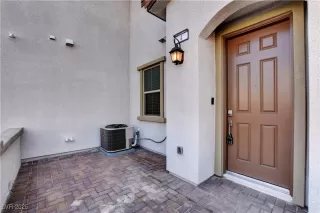 Photo #4: 2687239 Listing