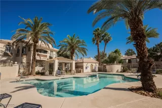 Photo #1: 2687249 Listing