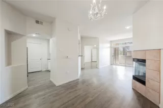 Photo #3: 2687249 Listing