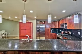 Photo #4: 2687260 Listing 