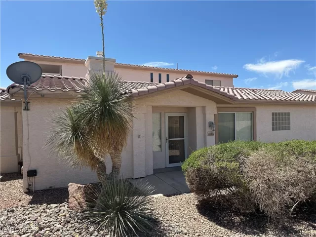 MLS: 2687263 Condo For Sale