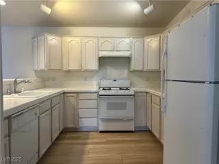 Photo #5: 2687263 Listing 