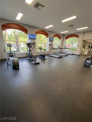 Photo #4: 2687280 Listing 