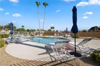 Photo #3: 2687327 Listing 