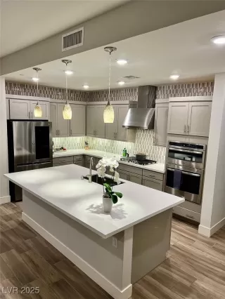 Photo #5: 2687344 Listing 